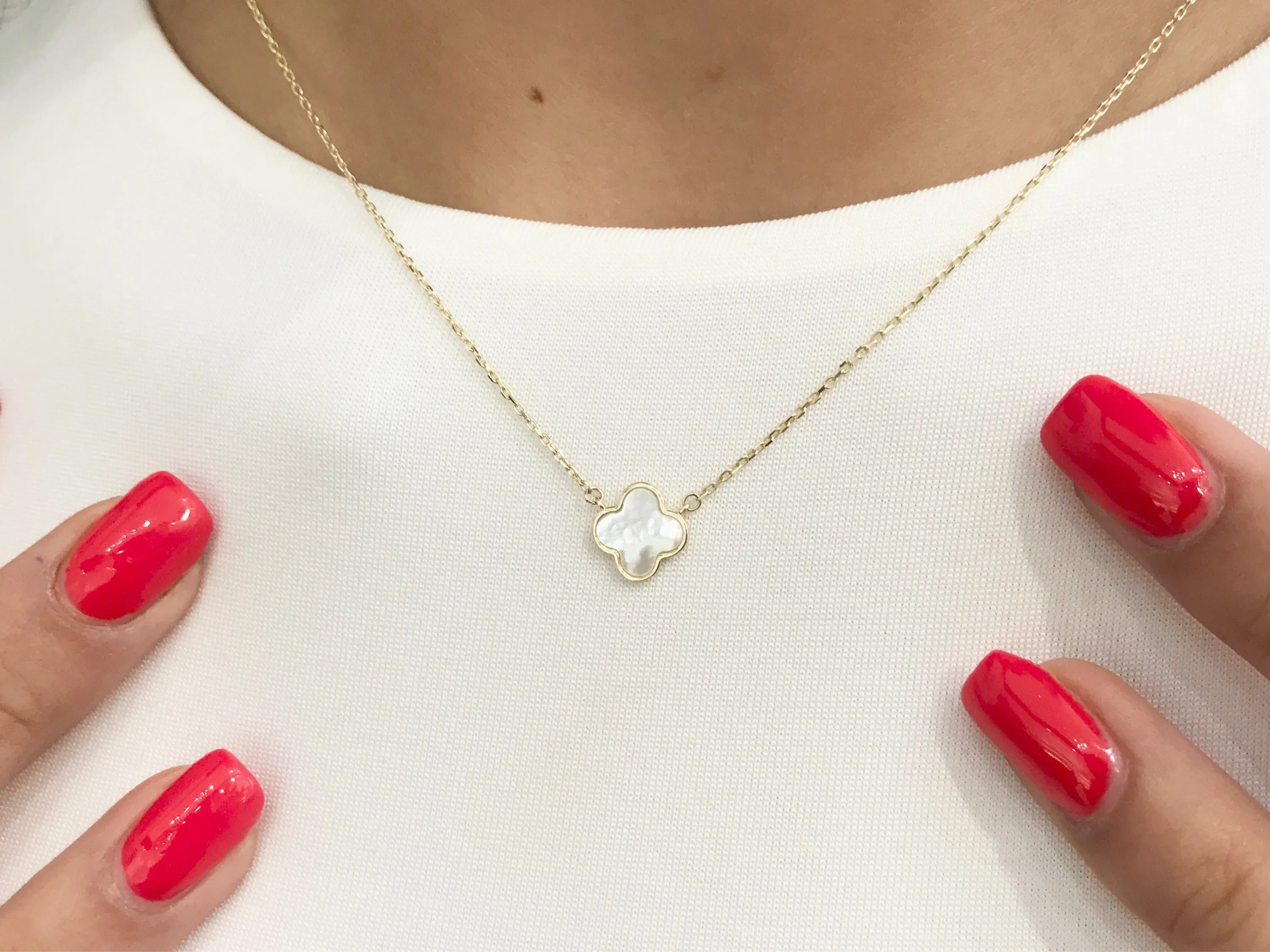 10k Gold Mother of Pearl Clover Necklace