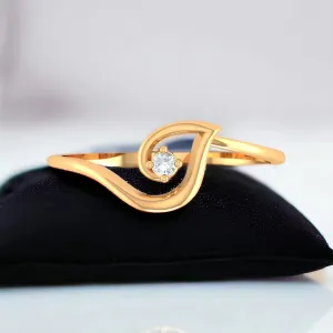 14K Yellow Gold Curved Diamond Elegant Ring