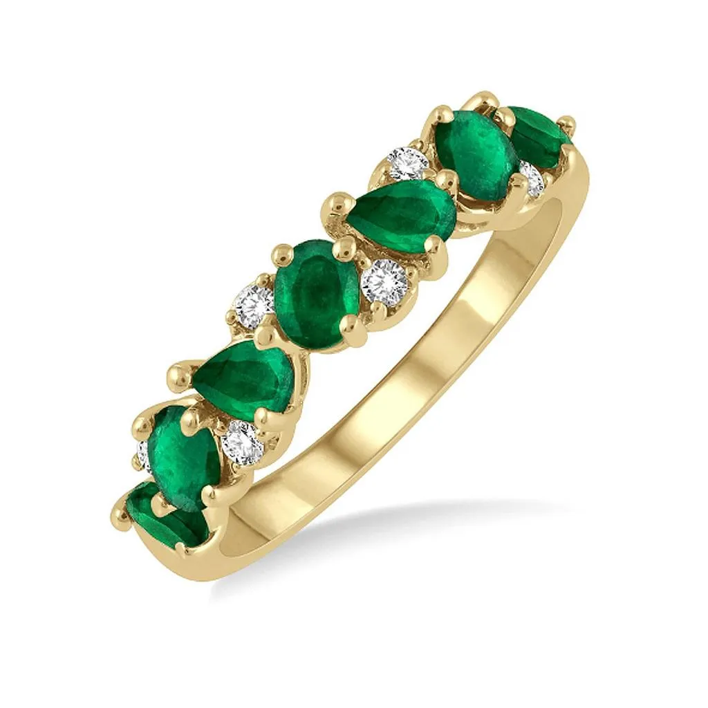 14K Yellow Gold Pear And Diamond Wedding Band