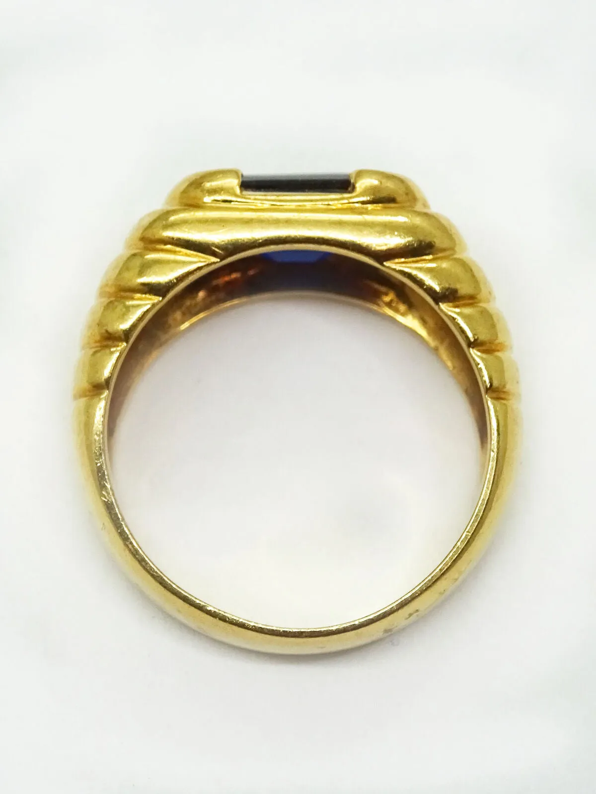 1ct Natural Em-Cut Sapphire Shrimp-Style Ridged Ring 18k Yellow Gold