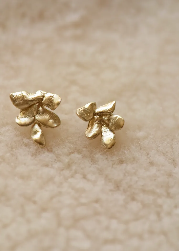 8.6.4. Design | Small Leaf Studs | Brass