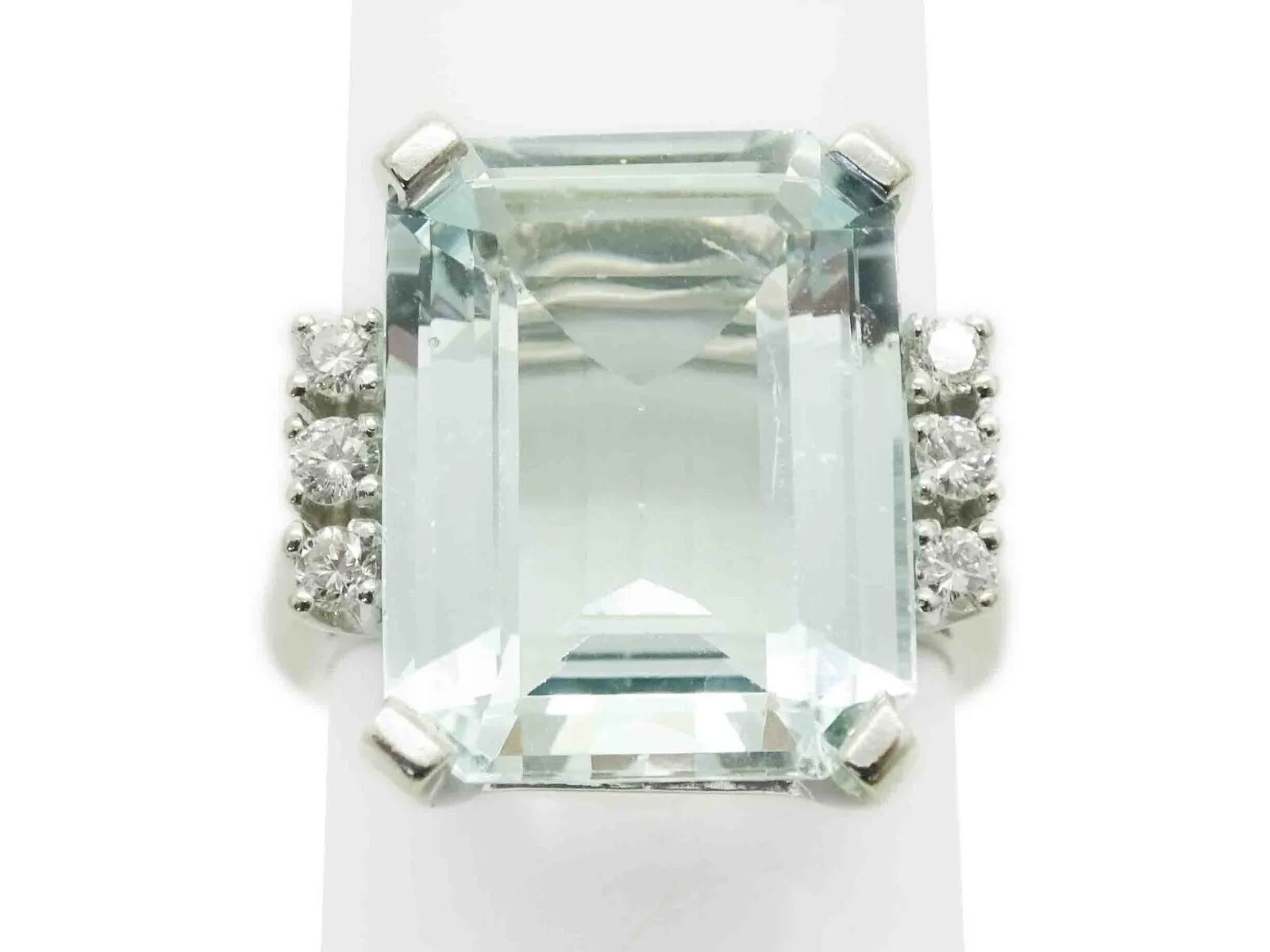 9.57ct tw Natural Aquamarine & Diamond Accent Ring 14k White Gold Size 6.25