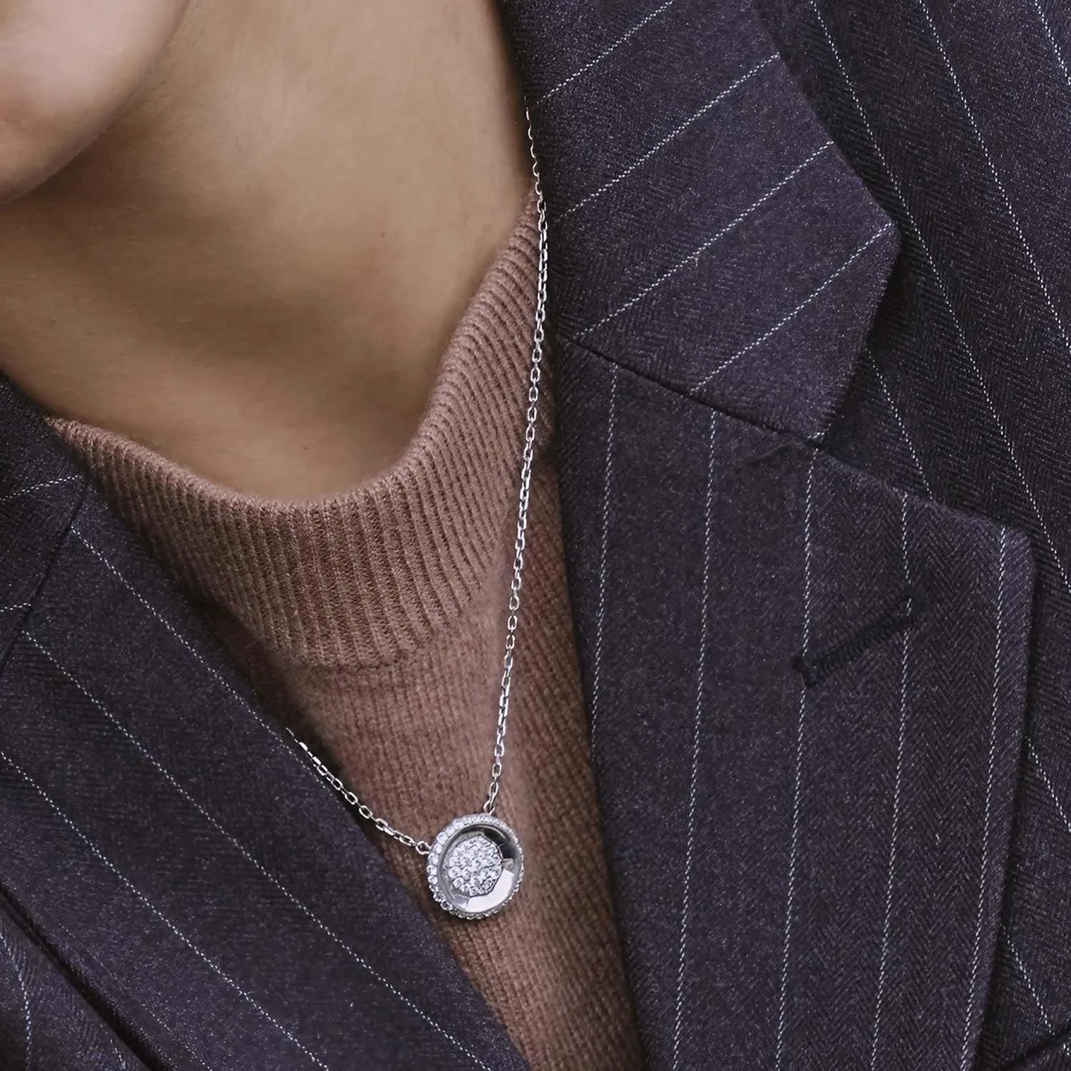 A. Sun Halo Core 18K Gold Necklace w. Lab-Grown Diamond Pav??