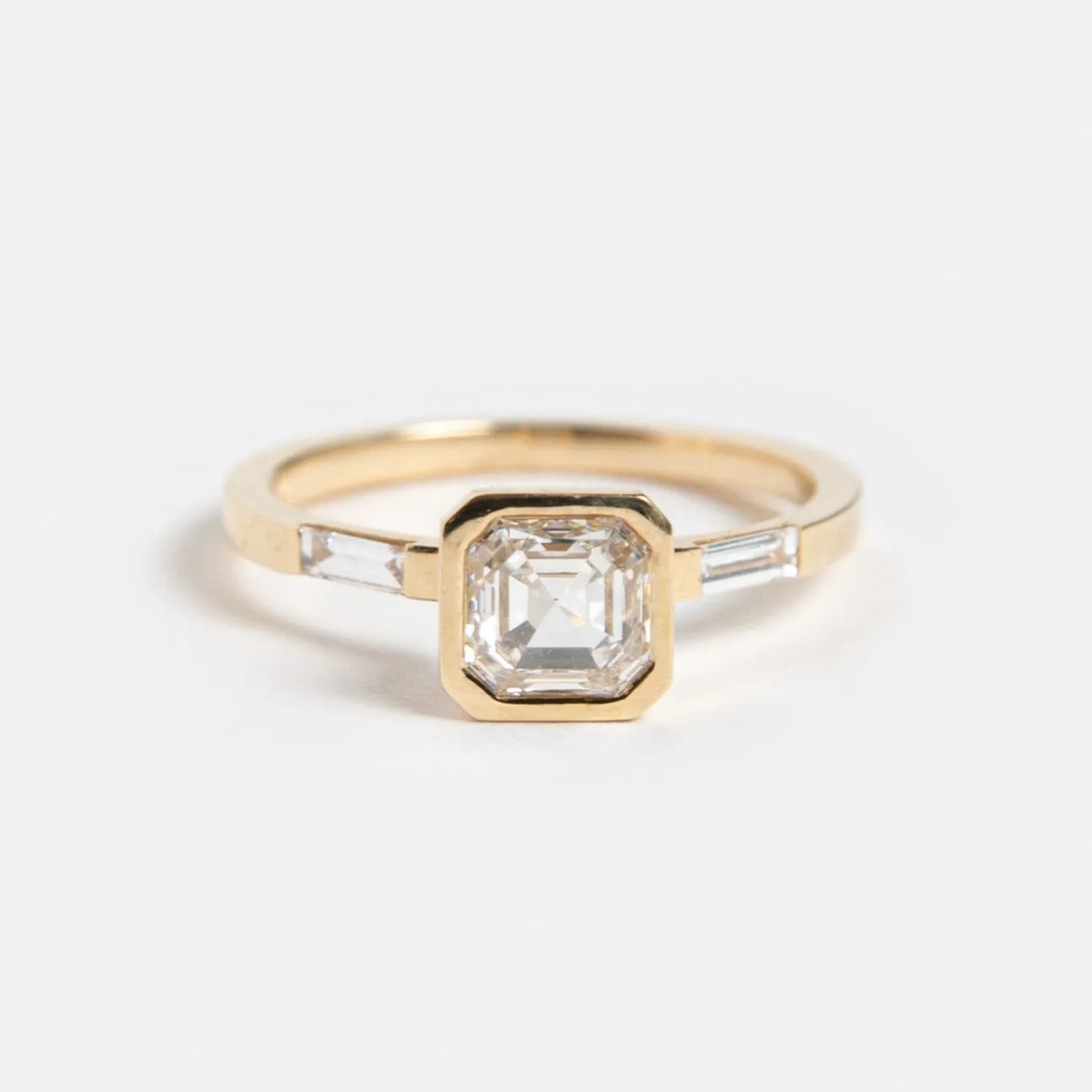 Aida Ring with 1.10ct Lab-grown Diamond in Gold