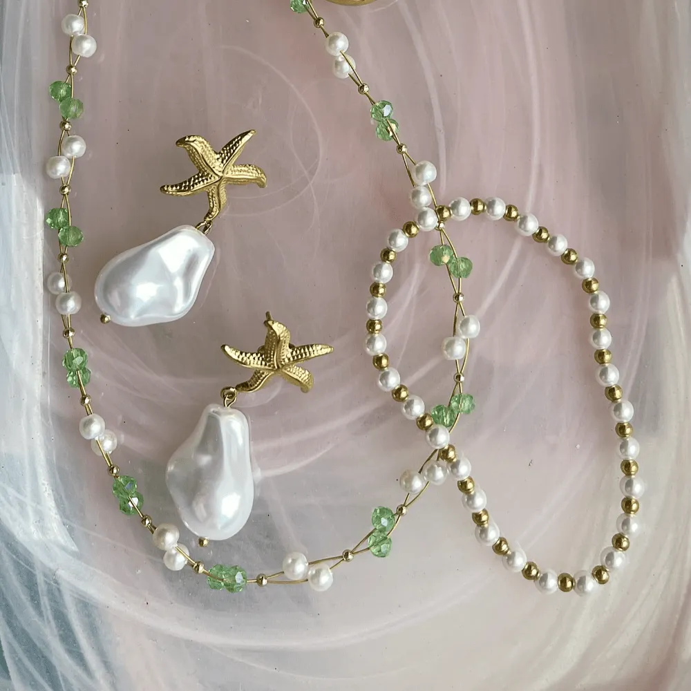 Beaches Pearl Stud Earrings
