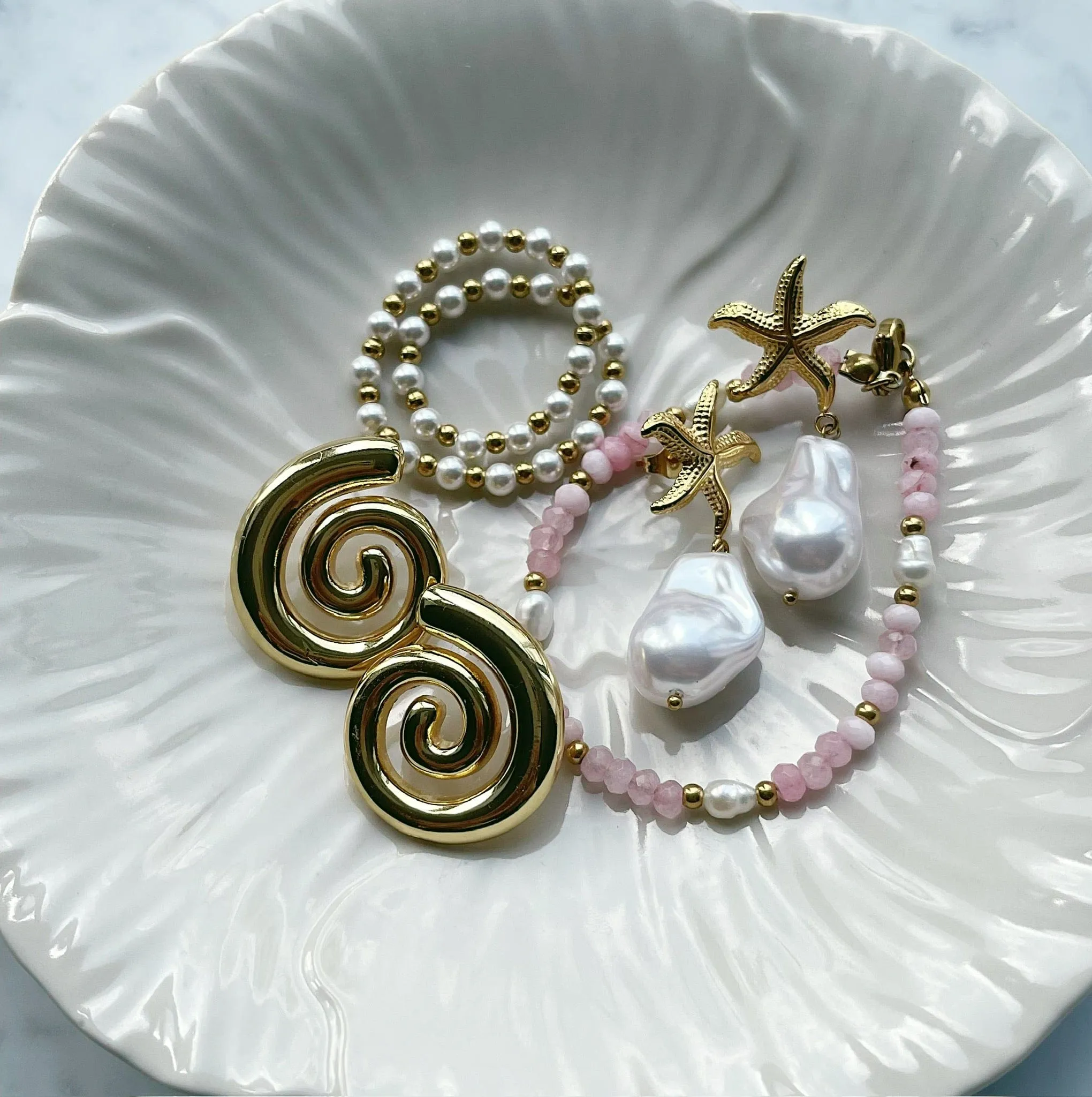 Beaches Pearl Stud Earrings