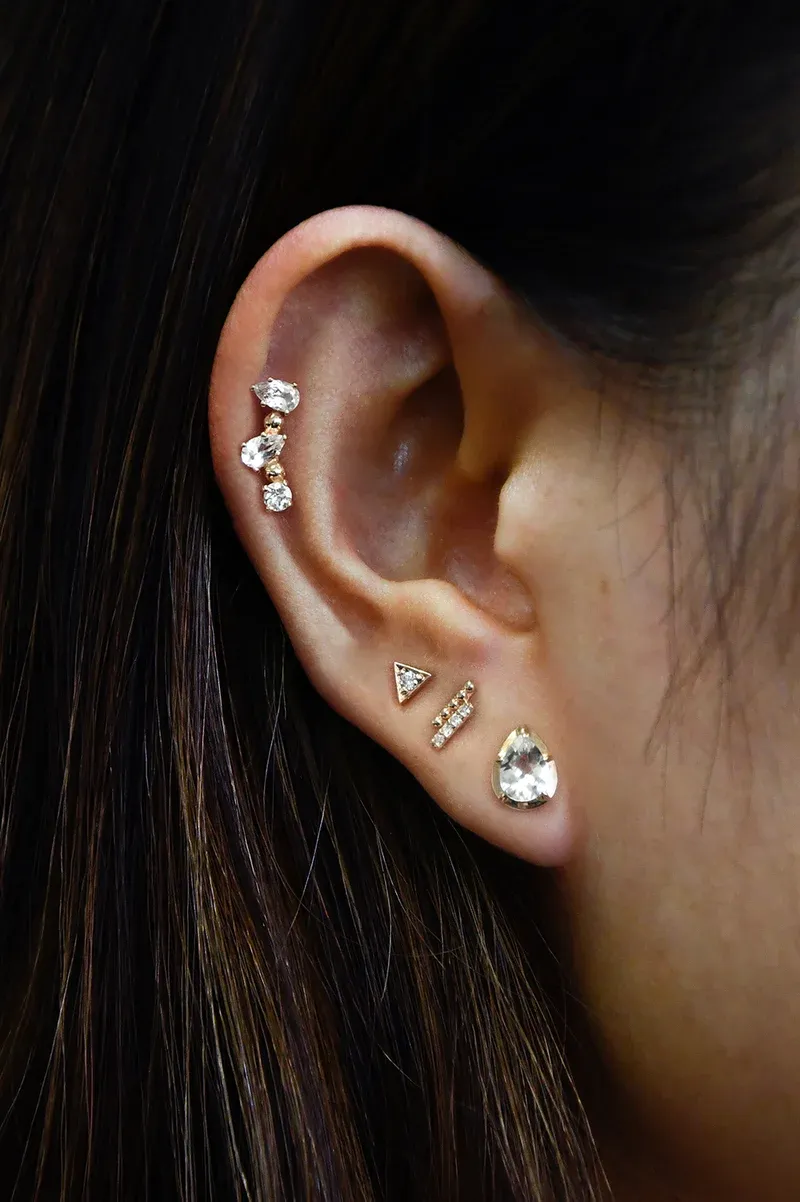 Dew Drop Diamond Pav?? Bar Studs