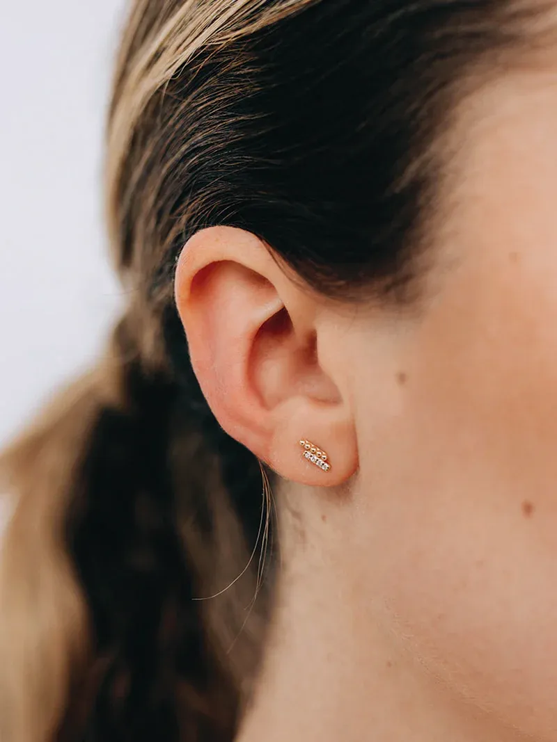 Dew Drop Diamond Pav?? Bar Studs