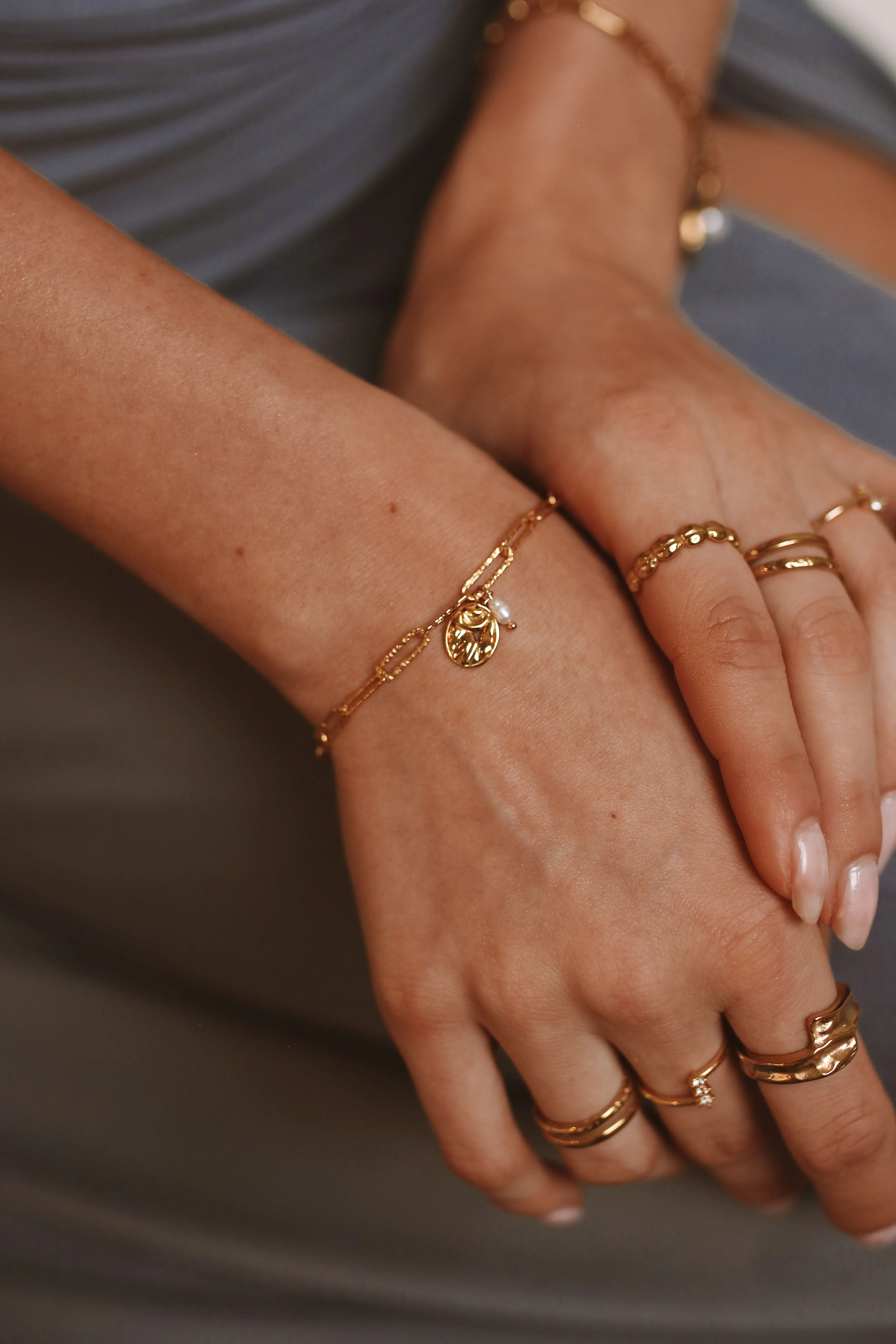 Feyre - Gold or Silver Stainless Steel Bracelet