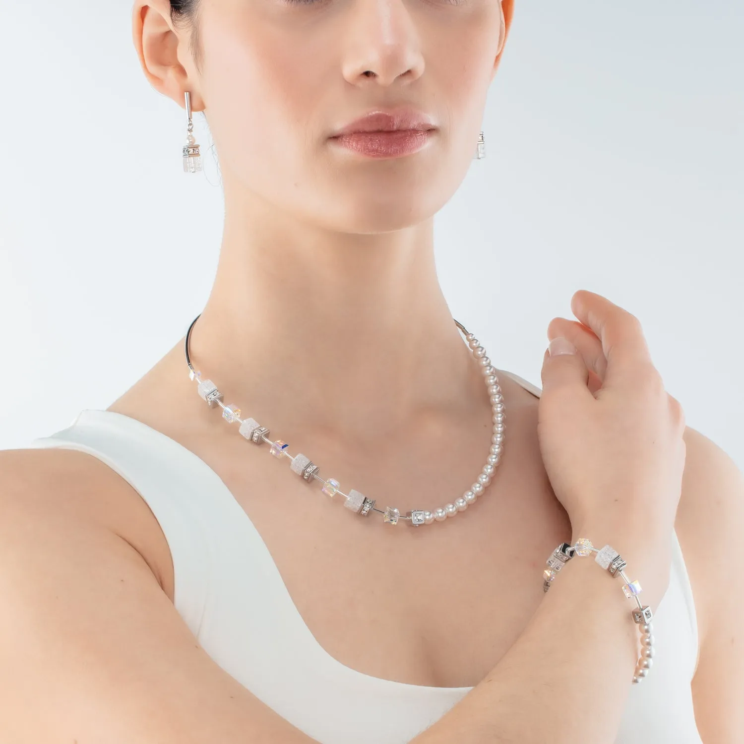 GeoCUBE? Precious Fusion Pearls bracelet white