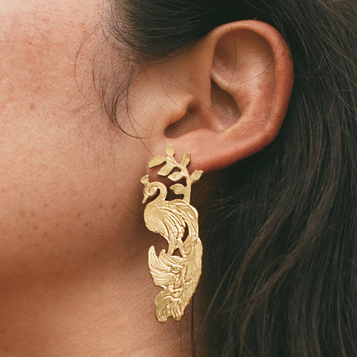 Gold Pavo Earrings