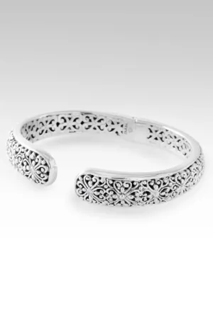 Held Up in Grace Tip-to-Tip Bracelet? in Diamond