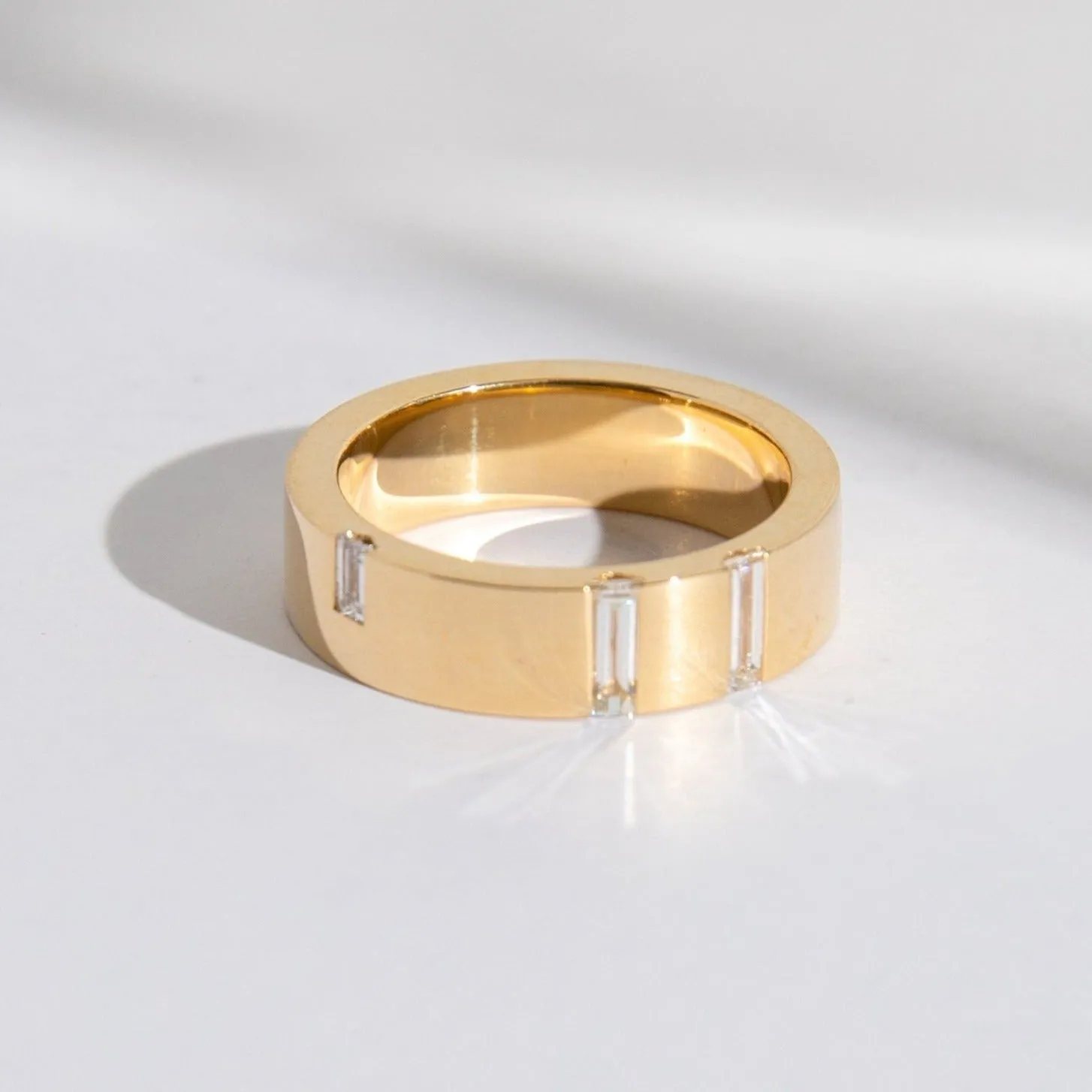 Irdi Ring in Gold
