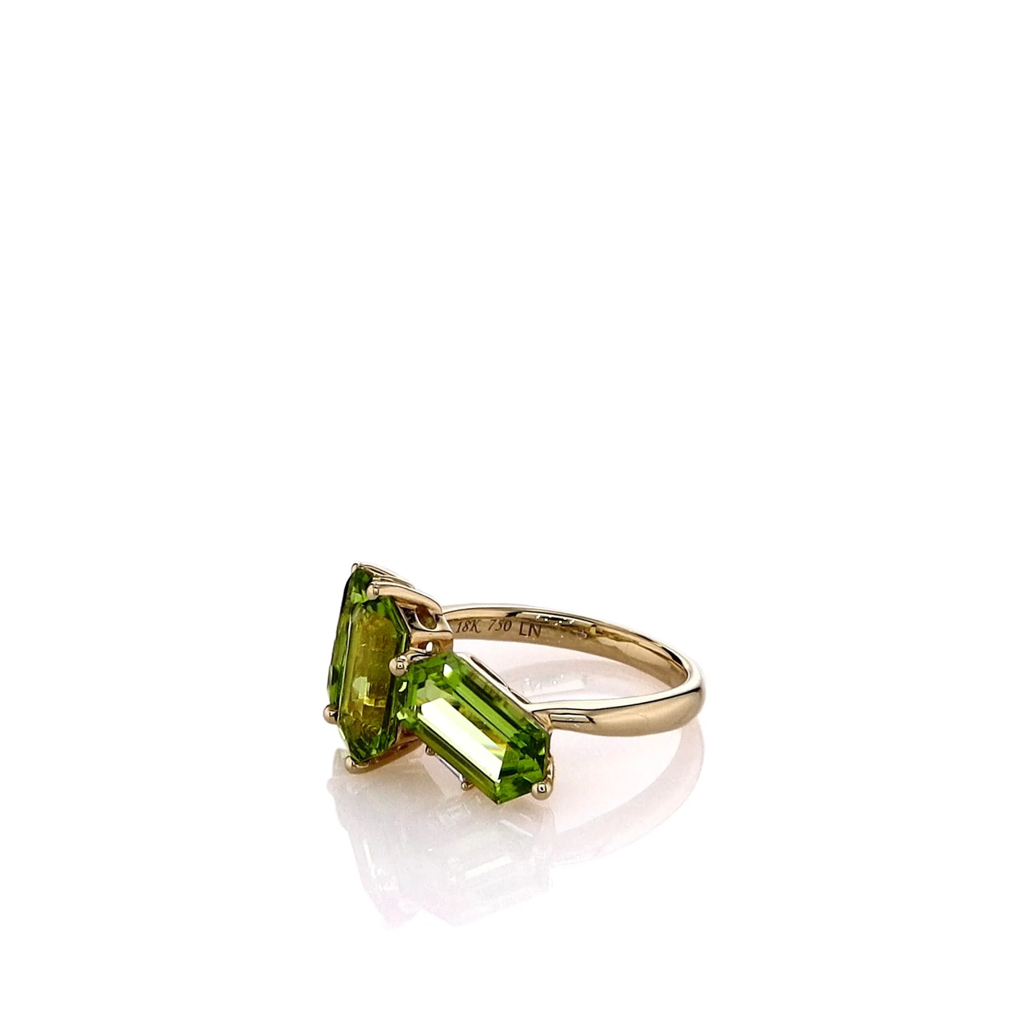 Lisa Nik 18k Yellow Gold Hexagonal Peridot and Diamond Ring