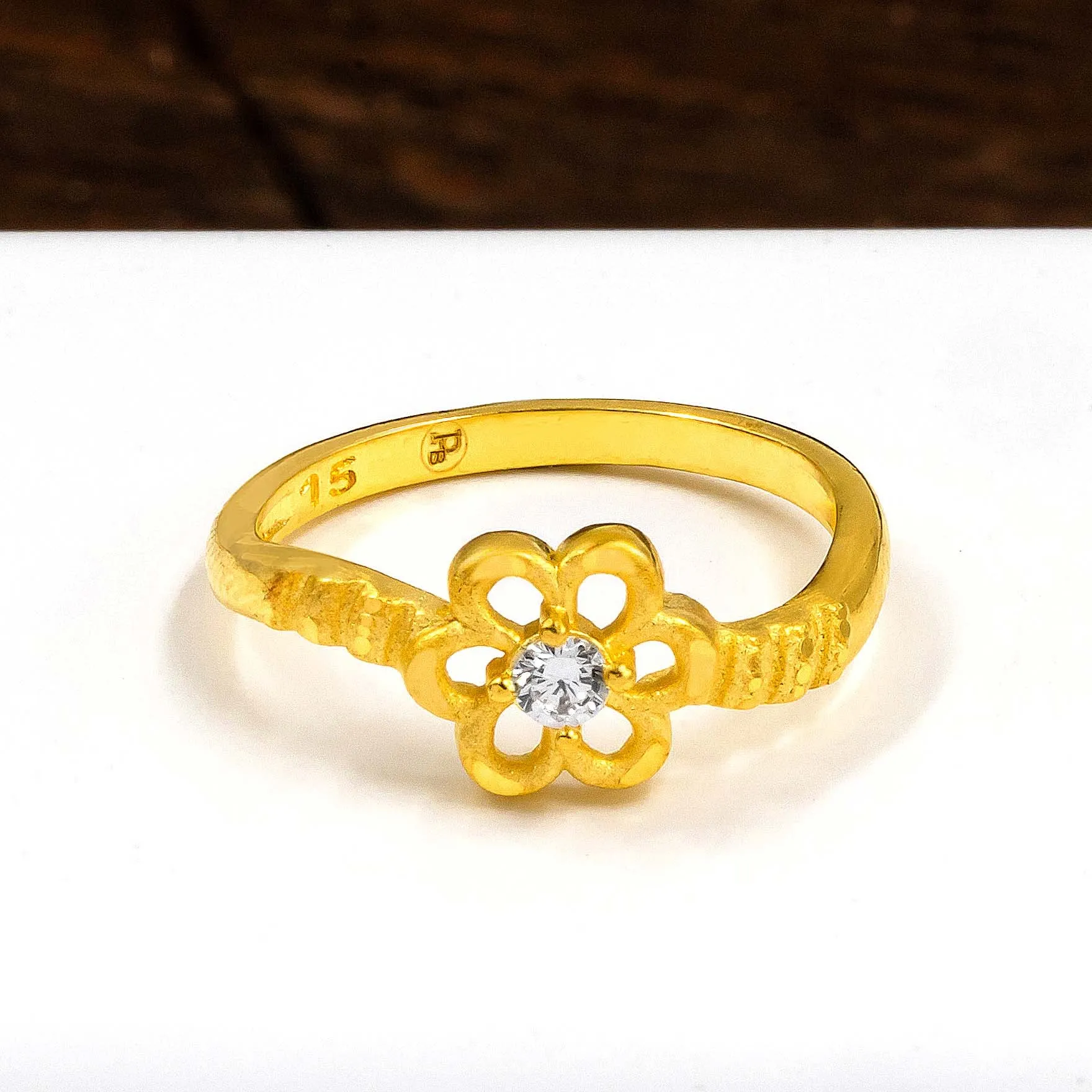 Stone Ring PSR226W-021