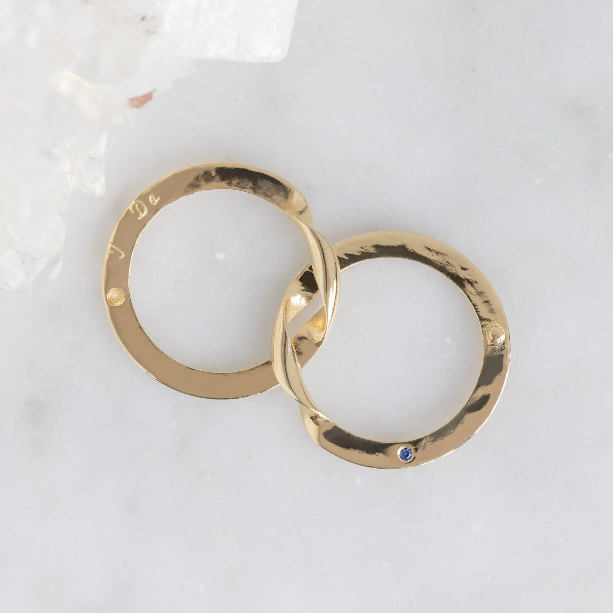 The Love Story Ring with a Sapphire | Yellow Gold