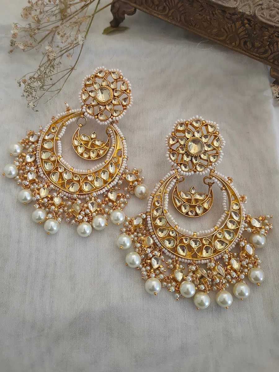 White Color Gold Plated Jadau Kundan Earrings - ME1Y