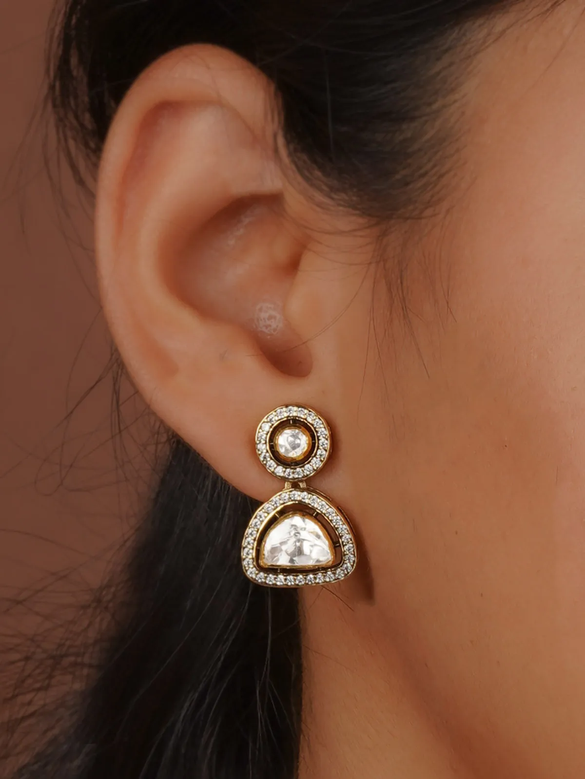 White Color Victorian Earrings - VCSL925-EAR4